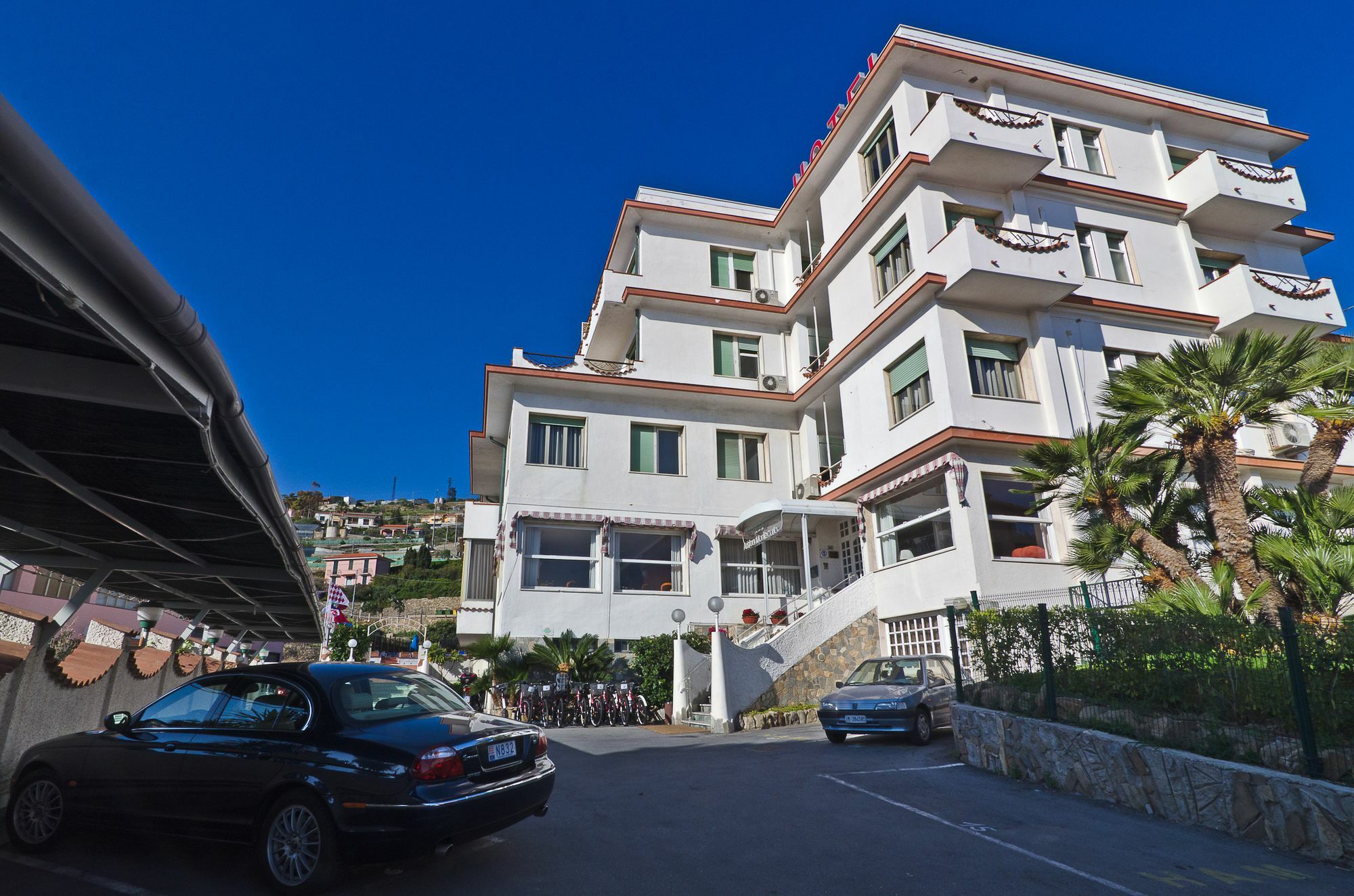 Hotel Ariston Montecarlo サンレモ エクステリア 写真